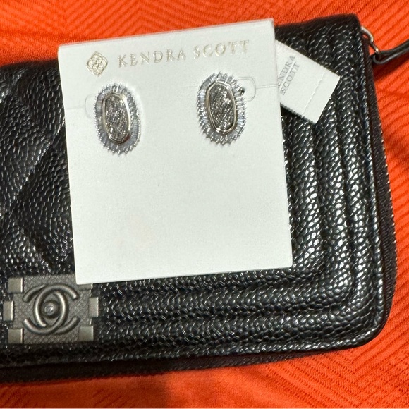 NEW KENDRA SCOTT Baguette Ellie Stud Earrings SILVER DIAMOND ROCK STONE GEMSTONE - Picture 9 of 13